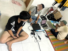 Bắt tạm giam thợ lắp camera dùng clip 'nóng' tống tiền gia chủ