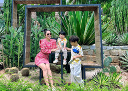 Dương Cẩm Lynh khoe ảnh bình yên bên hai con trai sau biến cố nợ nần