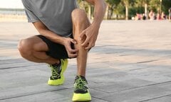 Tại sao nhiều người bị ngứa chân khi chạy bộ?