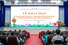 Nhiều công chức 'trượt' kỳ thi nâng ngạch, thăng hạng chuyên viên cao cấp