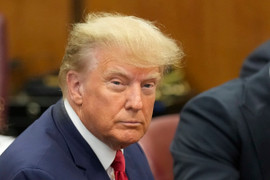 Ông Trump nói ngủ vẫn ngon, không lo đi tù