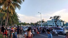 Xe máy lấn chiếm vỉa hè phạt bao nhiêu tiền? 