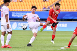 ASIAD 19: Olympic Thái Lan thoát thua nhờ siêu phẩm phút bù giờ