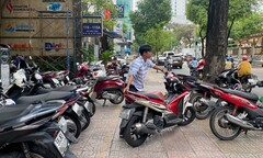 TP.HCM thu phí vỉa hè: Nhiều hộ kinh doanh, người bán hàng rong ủng hộ