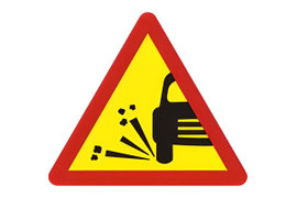 Biển cảnh báo này cần hiểu thế nào?