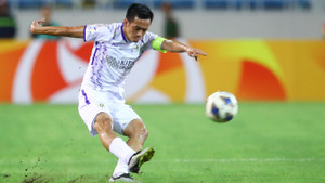 Thủng lưới 3 bàn trong 9 phút, Hà Nội FC thua đội bóng Hàn Quốc