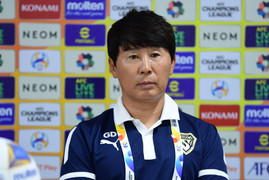 HLV Pohang: Hà Nội FC nhập cuộc tốt hơn