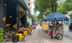 Vướng mắc thu phí vỉa hè, TP.HCM đề nghị 2 Bộ hướng dẫn