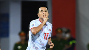 CLB Hải Phòng thắng đậm đội bóng Indonesia ở AFC Cup