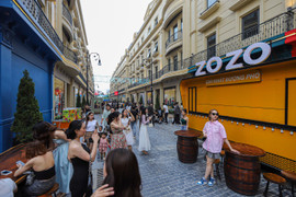 Góc trời Âu giữa lòng Hà Nội, giới trẻ cứ giơ máy check-in là có ảnh đẹp