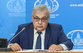 Nga cam kết tạm dừng thử nghiệm hạt nhân