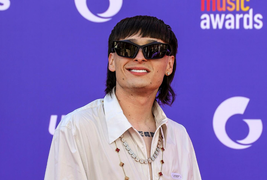 Bị kẻ lạ mặt dọa giết, nam ca sĩ 24 tuổi phải hủy concert