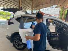 Xe mới mua có nên rửa?