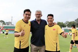 Trực tiếp trận giao hữu Thế hệ vàng bóng đá Việt Nam