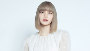 Lisa (Blackpink) và gia đình bị thù ghét qua mạng