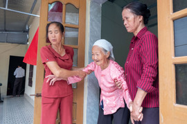 Báo điện tử VTC News bàn giao nhà tình nghĩa cho hộ nghèo ở Thái Bình