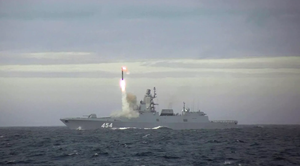 Lần đầu sau 30 năm, Nga đồng loạt phóng tên lửa ở 4 môi trường