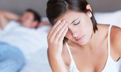 Sốc vì chồng nói từ dung tục khi làm ‘chuyện ấy’