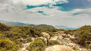 Mô hình du lịch sinh thái kết hợp bảo tồn cảnh quan thiên nhiên vịnh Vĩnh Hy