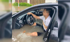 Mua ô tô để tránh nắng tránh mưa và kết quả là thế này đây