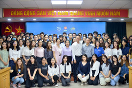 Tập huấn cho 200 tình nguyện viên phục vụ Hội nghị Nghị sĩ trẻ toàn cầu