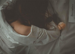 Bạn trai vay tiền liên tục, gần đây thì xin luôn, tôi có nên chia tay?