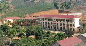 Bắt khẩn cấp nghi phạm bỏ chất độc vào thức ăn của học sinh ở Sơn La