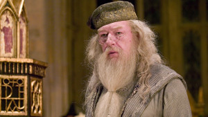 'Thầy hiệu trưởng Dumbledore' phim Harry Potter qua đời ở tuổi 82