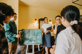 Hoa hậu Ngọc Hân đồng hành với các họa sỹ trẻ thông qua dự án xưởng sáng tác 