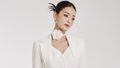 Á hậu Bùi Khánh Linh khoe vẻ quyền lực với trang phục Lê Ngọc Lâm