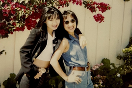 Khoe ảnh cũ, Trizzie Phương Trinh kể chuyện 'xem mắt' cùng cố ca sĩ Phi Nhung