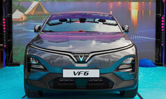 Vinfast ra mắt mẫu SUV điện VF 6 dành cho gia đình Việt