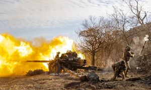 Video quân Nga phá nát xe bọc thép Ukraine