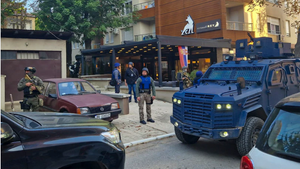 NATO tăng cường sự hiện diện ở Kosovo