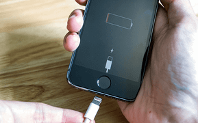 Điện thoại sạc chưa đầy đã rút có hại pin?