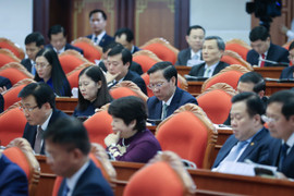 Bảo vệ cán bộ dám nghĩ, dám làm: Quan trọng người đứng đầu có dám đứng ra