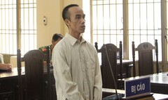 Trong cơn say xỉn, con rể tạt xăng đốt mẹ vợ
