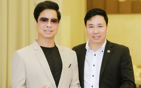 Học trò Ngọc Sơn huy động 39 xe tải để quay MV