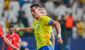 Ronaldo ghi bàn đầu tiên tại AFC Champions League