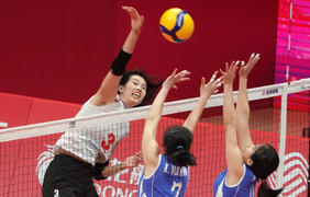 Bóng chuyền nữ Việt Nam vào bán kết ASIAD lần đầu tiên trong lịch sử