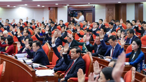 'Cán bộ cấp chiến lược phải lo trước thiên hạ, vui sau thiên hạ'