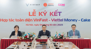VinFast hợp tác Cake by VPBank và Viettel Money, hỗ trợ mua xe máy điện trả góp