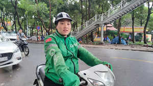 Những chuyện dở khóc dở cười của nữ tài xế xe ôm công nghệ