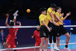 ASIAD 19: Đội tuyển Việt Nam thắng Hàn Quốc, đấu Thái Lan tranh HCV cầu mây