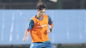 Văn Toàn nỗ lực hòa nhập, lấy lại cảm giác thi đấu cùng đội tuyển Việt Nam