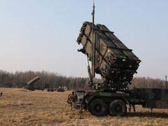 Đức cam kết chuyển thêm hệ thống phòng không Patriot cho Ukraine