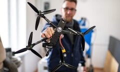 Pháo binh và không quân là dĩ vãng, UAV mới là tương lai chiến tranh