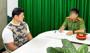 Triệt phá tụ điểm mại dâm 'cao cấp' phục vụ khách nước ngoài ở TP.HCM