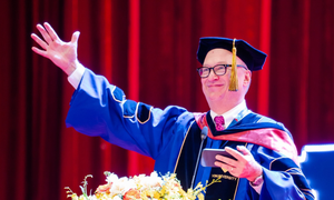 Giáo sư Y khoa hàng đầu thế giới làm hiệu trưởng Đại học VinUni