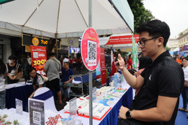 Hà Nội lập các tuyến phố không dùng tiền mặt